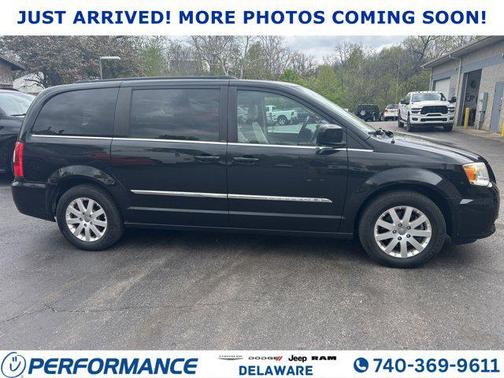 2013 Chrysler Town & Country Touring