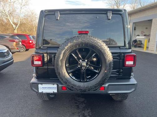 2022 Jeep Wrangler Unlimited Sahara