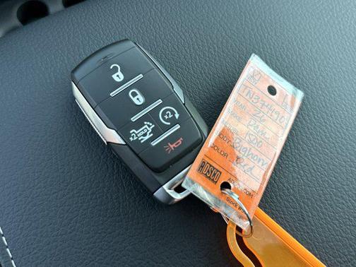 Molten Red Pearlcoat 2026 RAM 1500 Big Horn/Lone Star