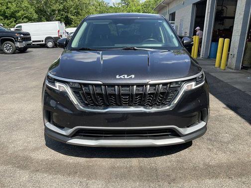 2022 Kia Carnival LXS