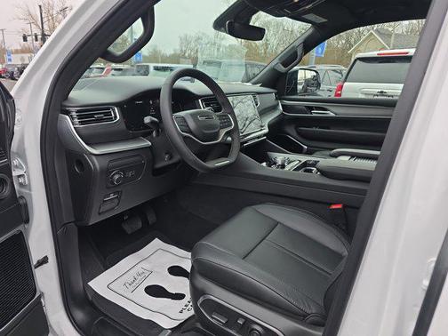 2026 Jeep Grand Wagoneer Limited Reserve 4x4