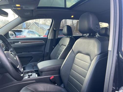 2019 Volkswagen Atlas 3.6L SEL Premium