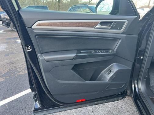 2019 Volkswagen Atlas 3.6L SEL Premium