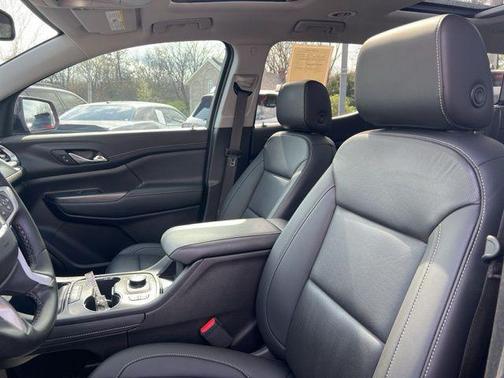 Volcanic Red Tintcoat 2023 GMC Acadia AWD SLT