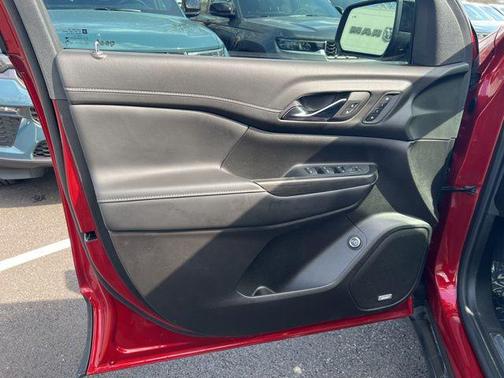 Volcanic Red Tintcoat 2023 GMC Acadia AWD SLT