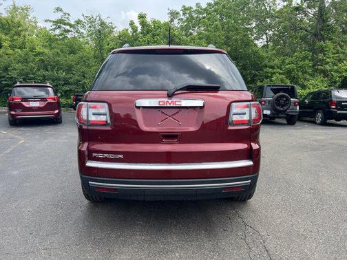 2016 GMC Acadia SLE-2