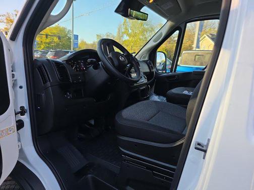 2026 RAM ProMaster 2500 Tradesman