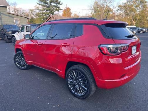 2023 Jeep Compass (RED) Edition 4x4