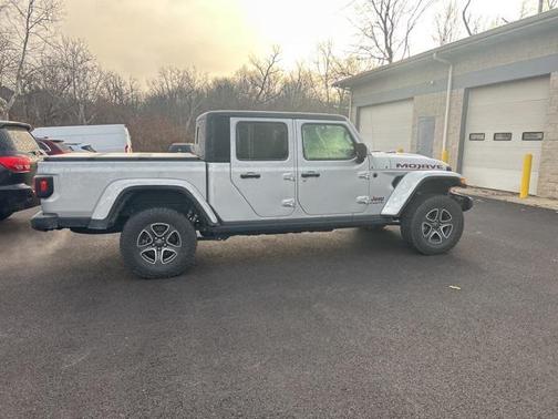 2022 Jeep Gladiator Mojave 4x4