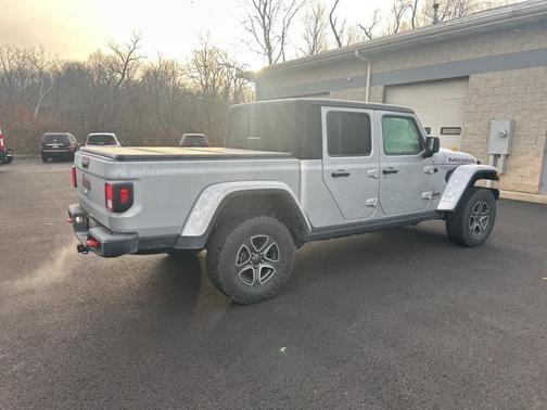 2022 Jeep Gladiator Mojave 4x4
