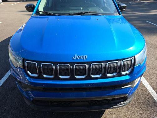 Laser Blue Pearlcoat 2022 Jeep Compass Latitude
