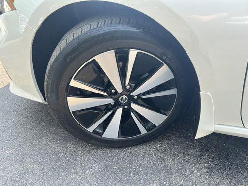 2021 Nissan Altima 2.5 SL