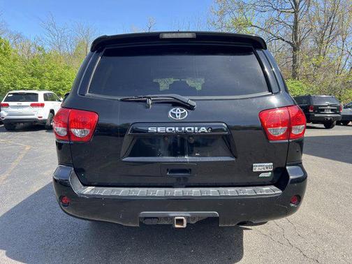 2013 Toyota Sequoia SR5