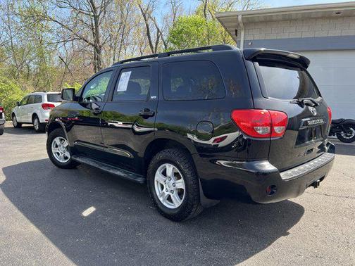 2013 Toyota Sequoia SR5