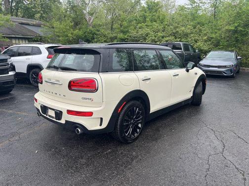 2022 MINI Clubman Cooper