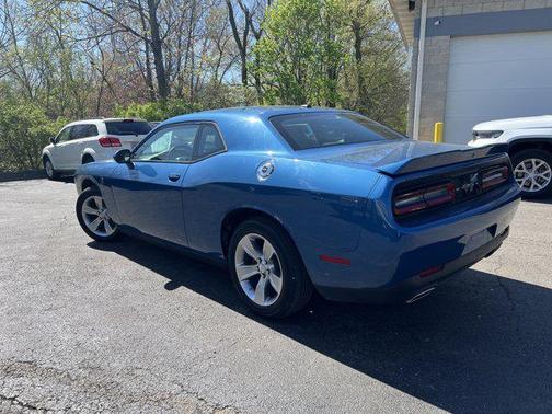 2022 Dodge Challenger SXT