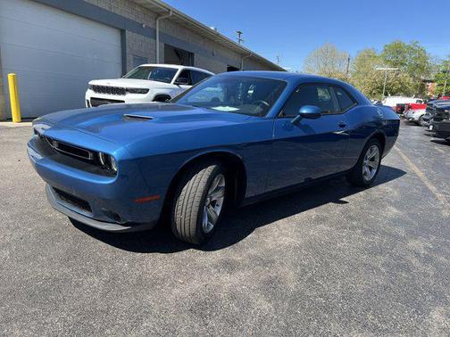 2022 Dodge Challenger SXT