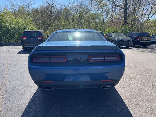 2022 Dodge Challenger SXT