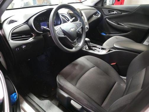 Summit White 2022 Chevrolet Malibu 1LS