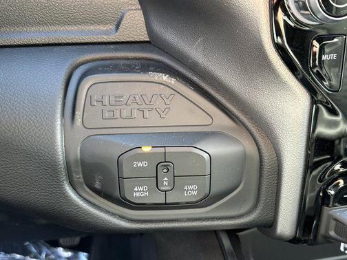 2026 RAM 2500 Big Horn Crew Cab 4x4 6'4' Box