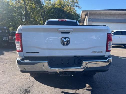 2021 RAM 2500 Big Horn Crew Cab 4x4 8' Box