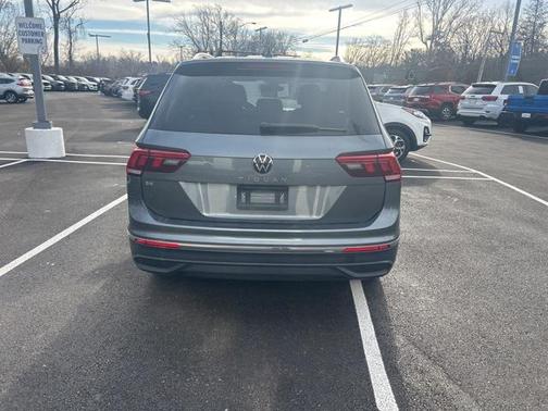 2024 Volkswagen Tiguan 2.0T SE