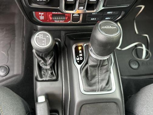 2026 Jeep Gladiator Willys