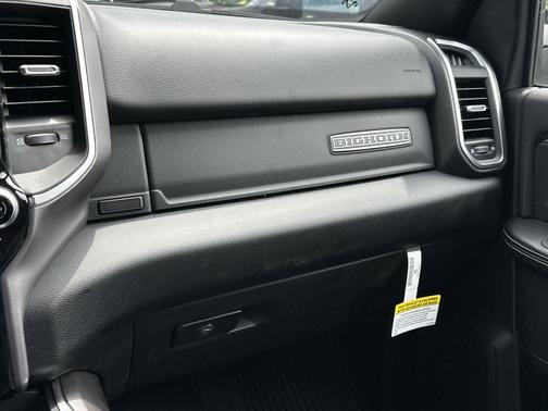 Ceramic Gray Clearcoat 2026 RAM 3500 Big Horn Crew Cab 4x4 8' Box