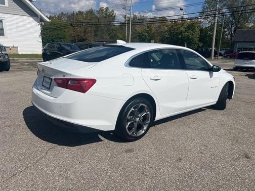 2024 Chevrolet Malibu FWD 1LT