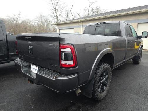 2023 RAM 3500 Limited Crew Cab 4x4 8' Box