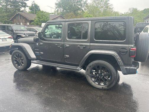 2022 Jeep Wrangler Unlimited Sahara