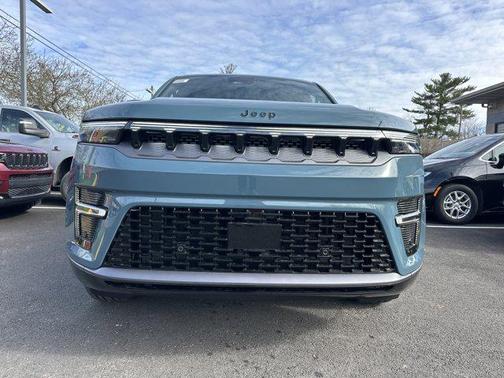 2026 Jeep Grand Wagoneer L Limited Altitude 4x4