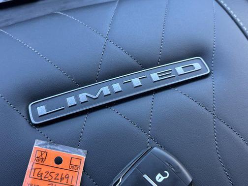 2026 RAM 2500 Limited Mega Cab 4x4 6'4' Box