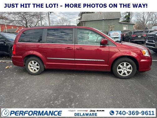 2012 Chrysler Town & Country Touring