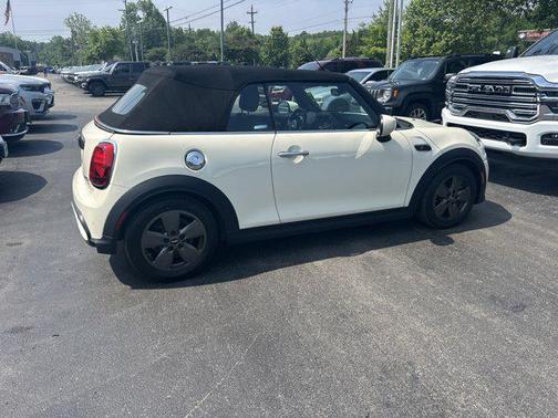 2022 MINI Convertible Signature
