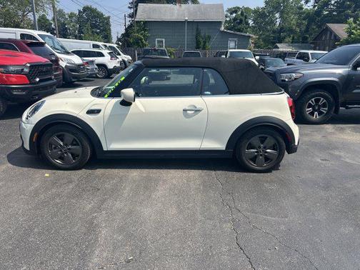 2022 MINI Convertible Signature