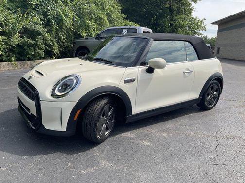 2022 MINI Convertible Signature