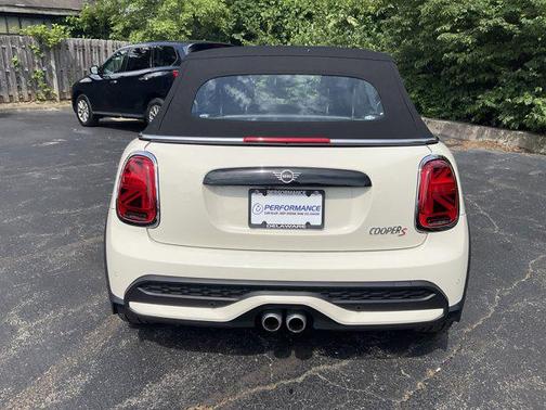 2022 MINI Convertible Signature