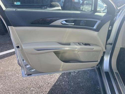 2013 Lincoln MKZ Base