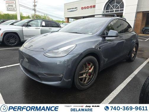Midnight Silver Metallic 2023 Tesla Model Y Performance Dual Motor All-Wheel Drive