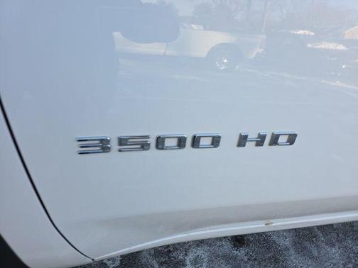 2024 Chevrolet Silverado 3500 LT