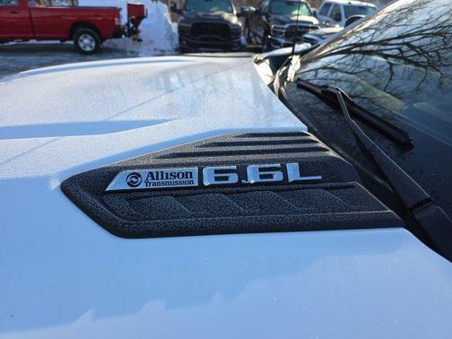 2024 Chevrolet Silverado 3500 LT