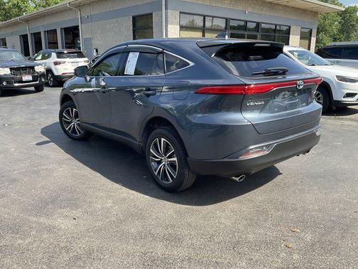 2022 Toyota Venza LE