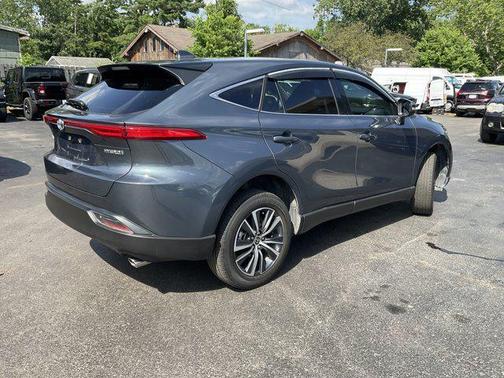2022 Toyota Venza LE
