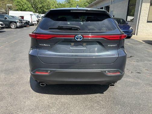 2022 Toyota Venza LE