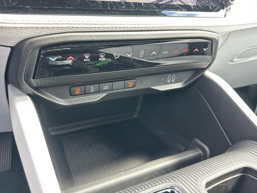 Bright White Clearcoat 2026 Jeep Cherokee Limited