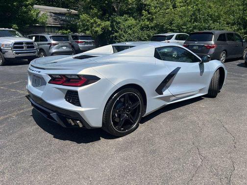 2022 Chevrolet Corvette Stingray w/2LT