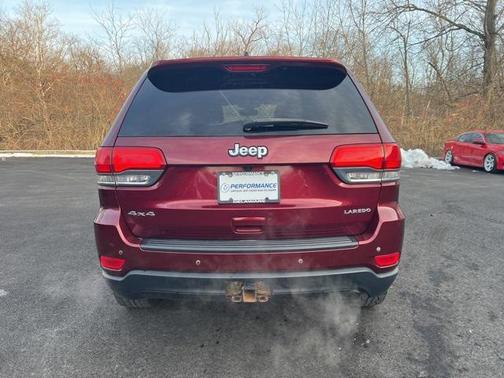2019 Jeep Grand Cherokee Laredo