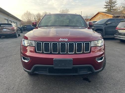 2019 Jeep Grand Cherokee Laredo