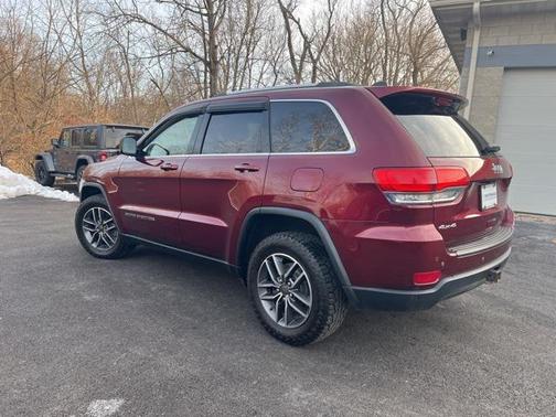 2019 Jeep Grand Cherokee Laredo